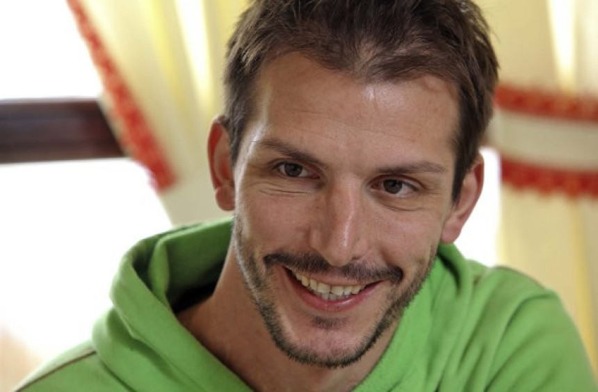 Моја прва жена је прелијепа, зашто нико није писао о њој?