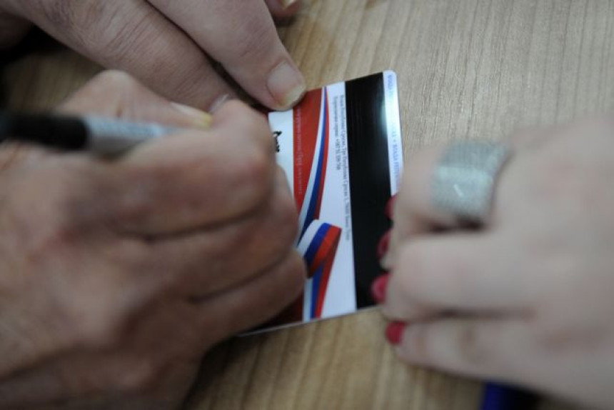 Novac s kartica skoro potrošen