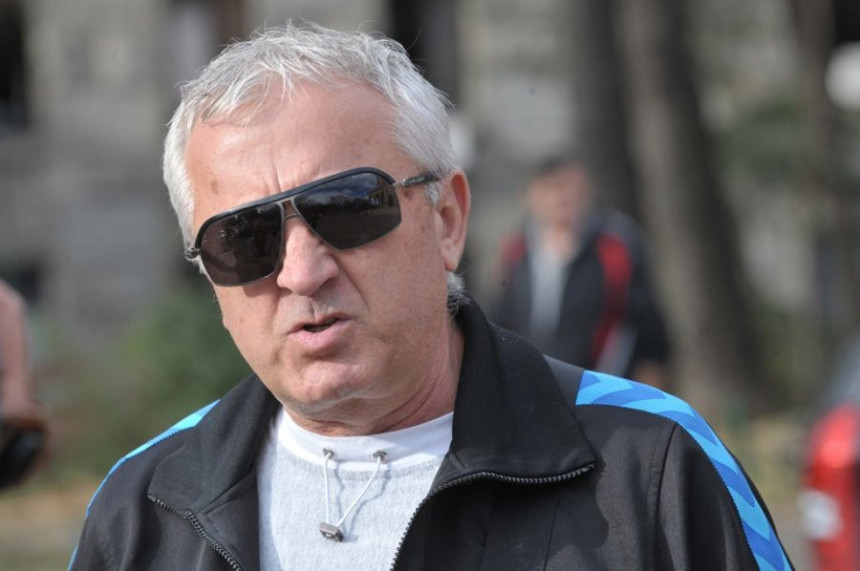 Era Ojdanić skriva ilegalne imigrante?!