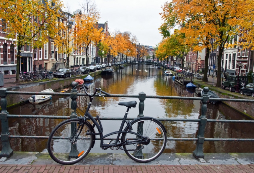 Amsterdam - grad Van Goga i "crvenih fenjera"