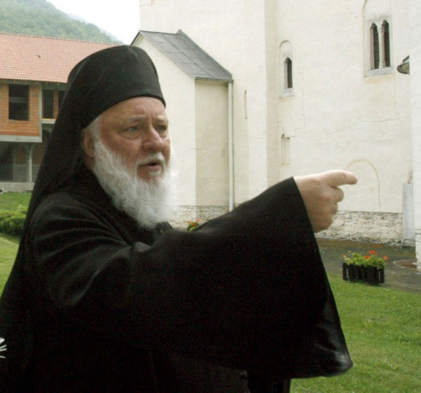 Smijenjen episkop Filaret