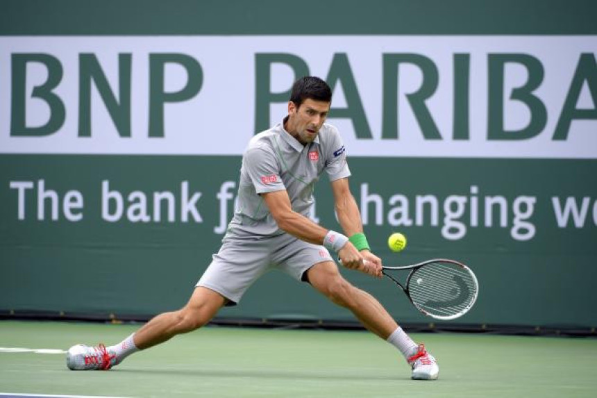 IV: I Nole u polufinalu! Tomić se predao!