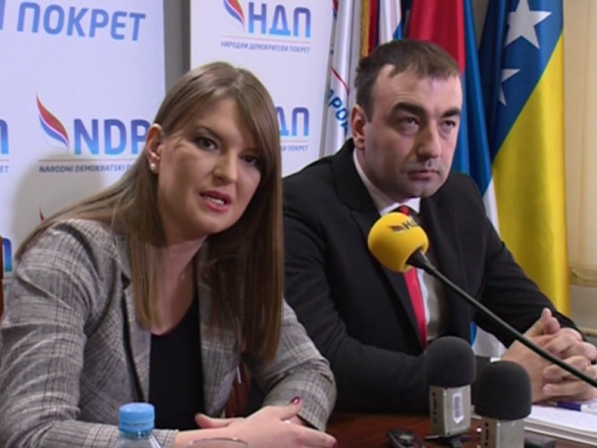 Наставља се осипање чланства из СНСД-а