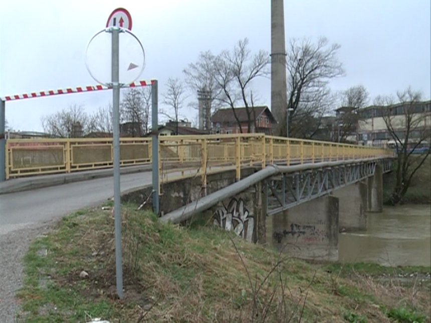 Most u Česmi posvađao mještane