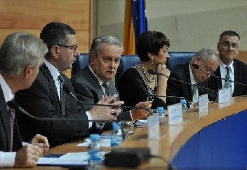 Пет кандидата за Савјет министара није добило потврду ЦИК-а