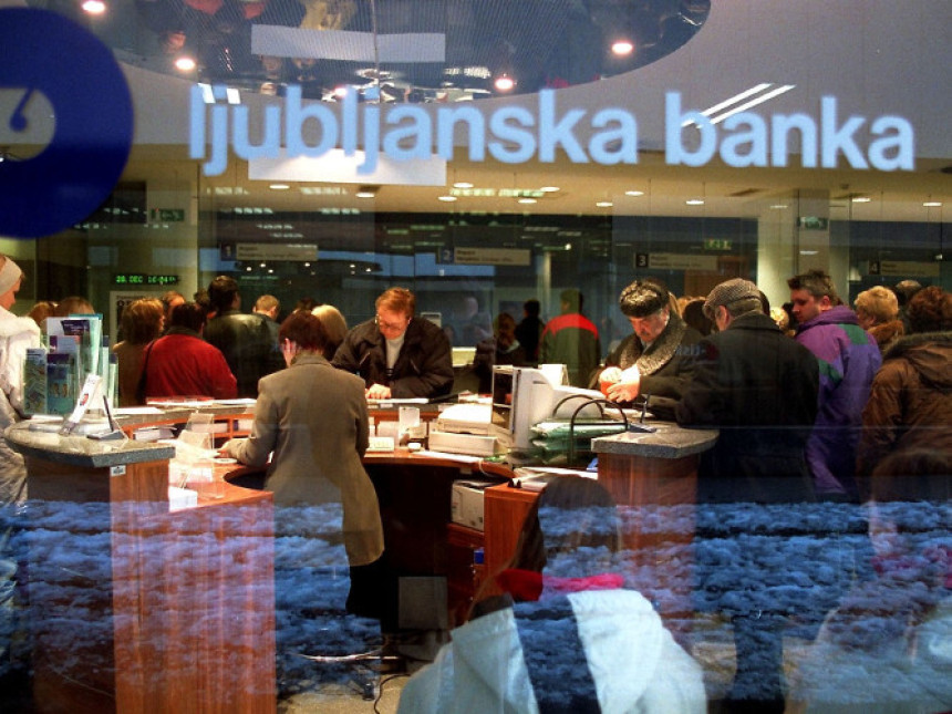 Štediše blokiraju Ljubljansku banku?