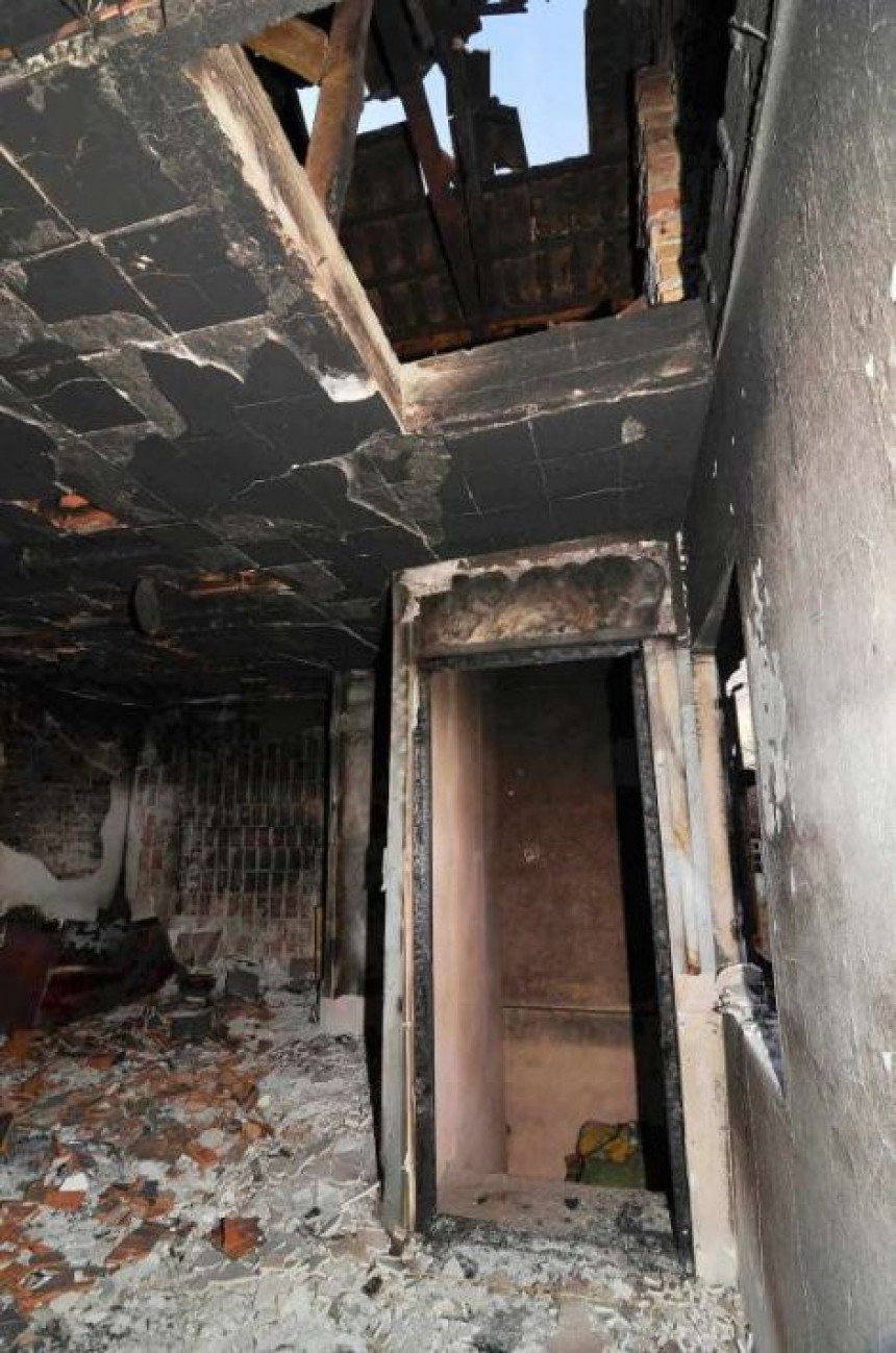 Fruška gora: Zapaljeno 15-ak kuća i vikendica