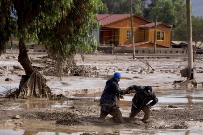 Poplave u Čileu, više od 100 nestalih osoba