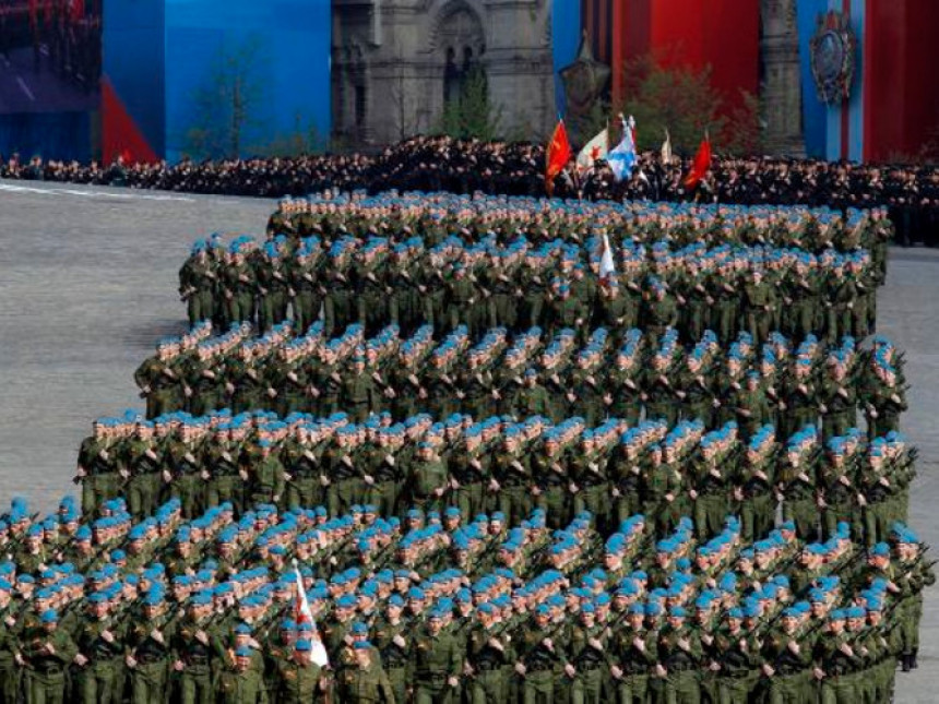 Vojska Srbije na "Paradi pobjednika"