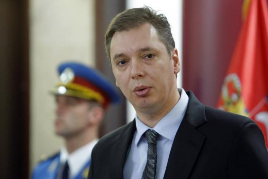 Vučić: Srbija na putu izlaska iz krize