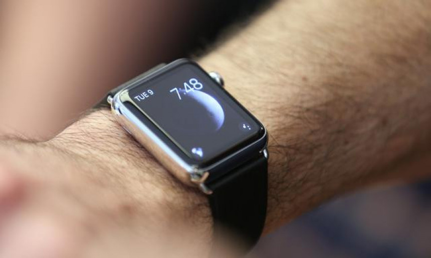 Apple Watch naručen u više od milion primjeraka
