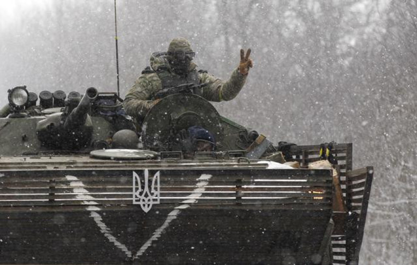 I tenkovi napuštaju istočnu Ukrajinu
