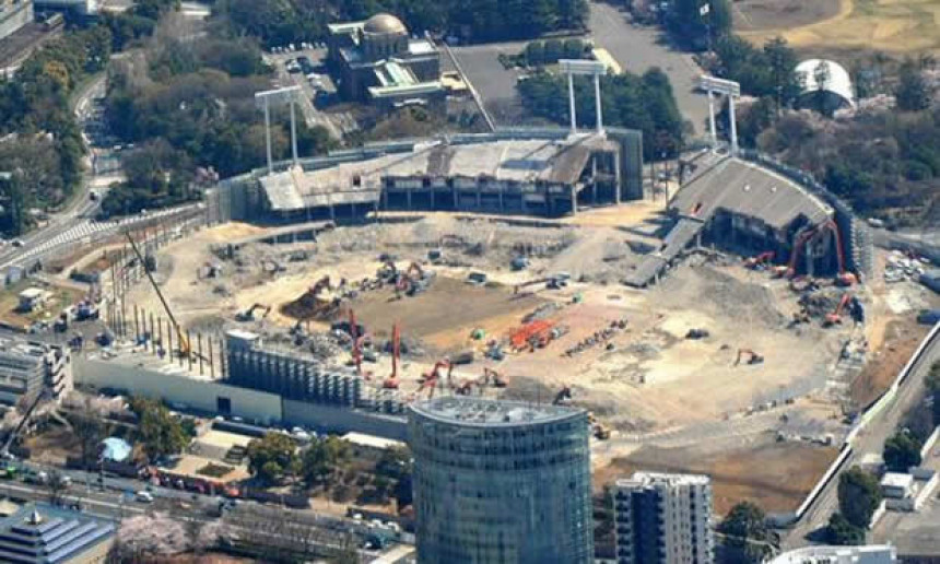 Srušen ''Zvezdin stadion'' u Tokiju!