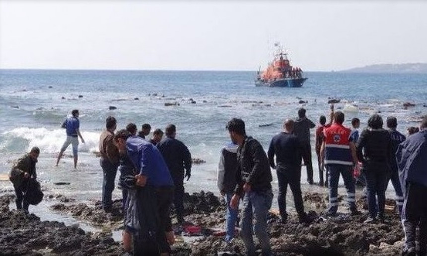Troje mrtvih migranata na grčkom ostrvu