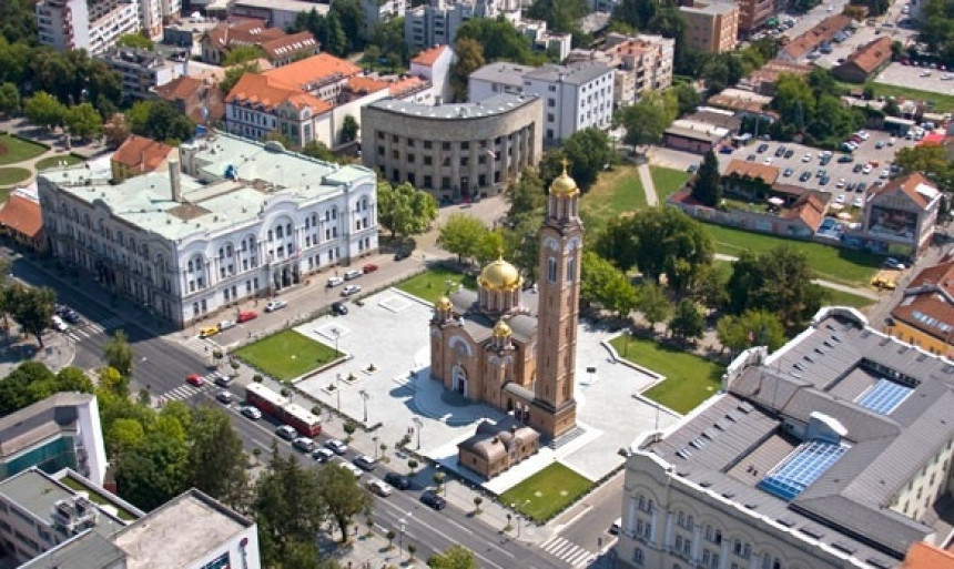 Zašto naši "intelektualci" ćute!?