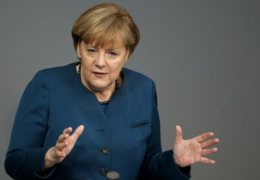 Меркел: Одлазак у Москву важан