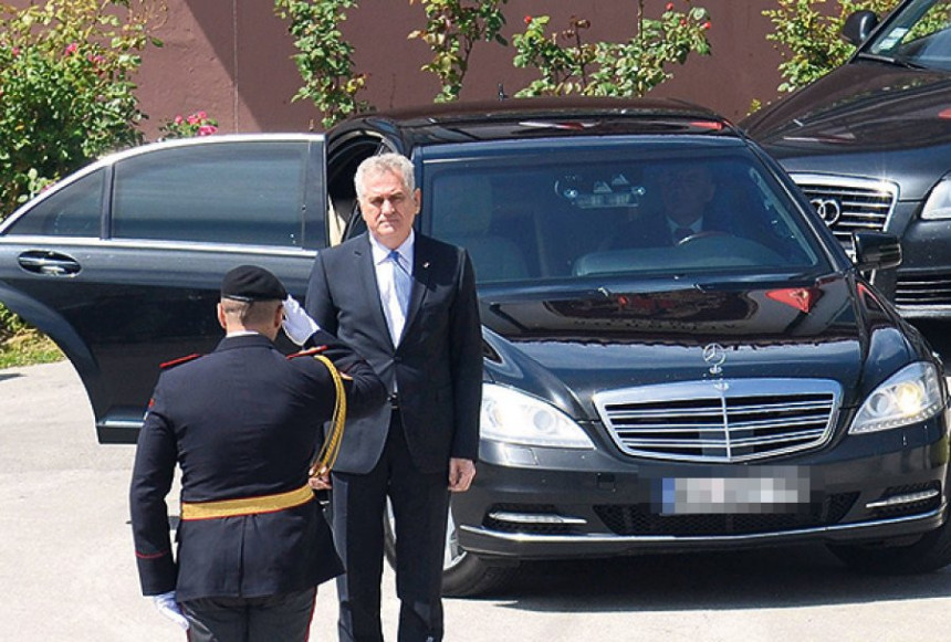 Otkazao i "mercedes" predsjednika Srbije