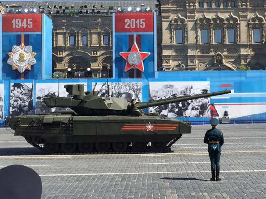 Најмоћнији руски тенк "зарибао" на проби