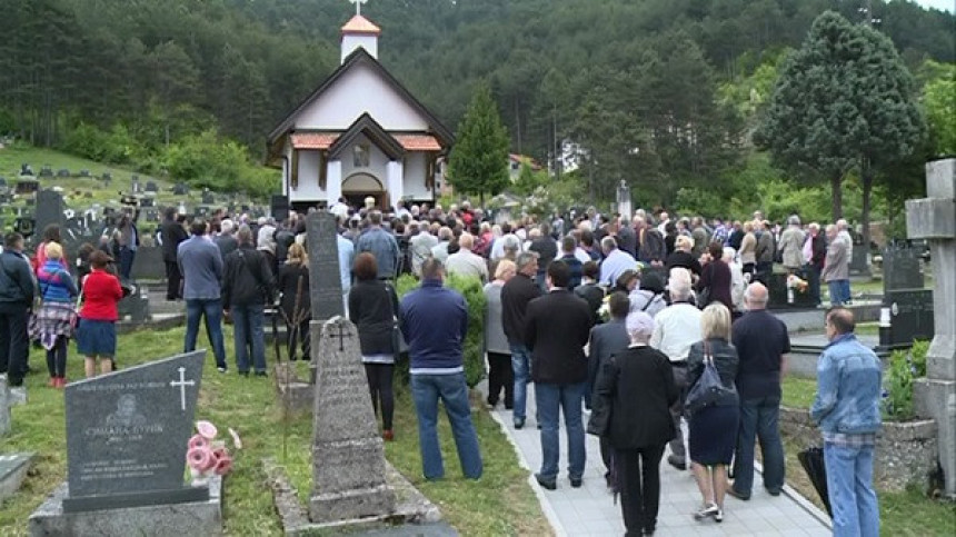 Osveštana spomen-kapela za ubijene Srbe