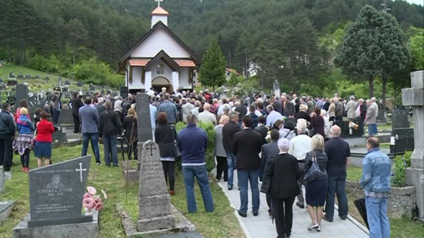 Osveštana spomen-kapela za ubijene Srbe