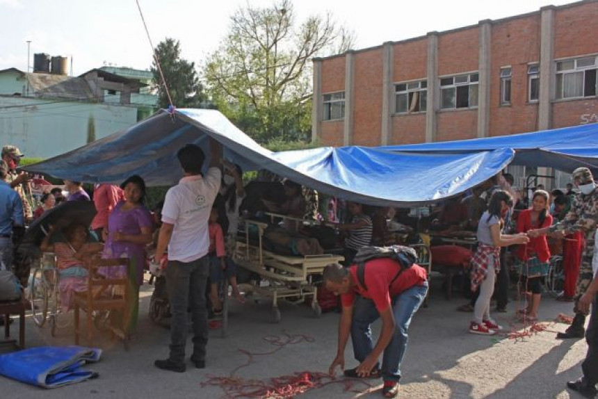 Непал поново броји жртве земљотреса