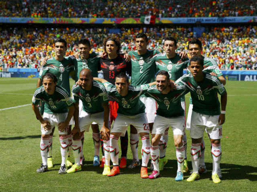 Meksikanci bez pola tima na Kup Amerike!