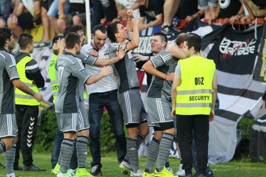 JSL: Žuraja u Humskoj, Zvezda brani 2. mjesto!