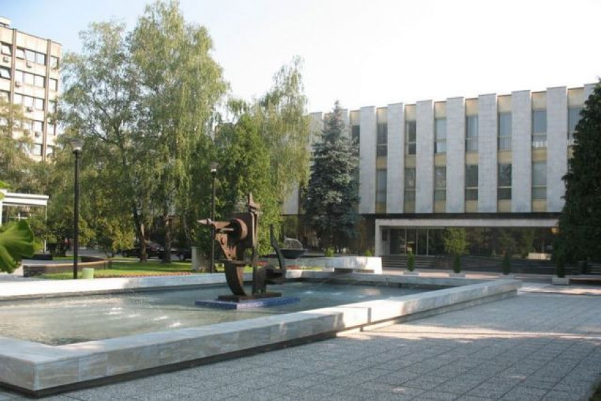 Šukalo "oborio" Nacrt zakona o okupljanju