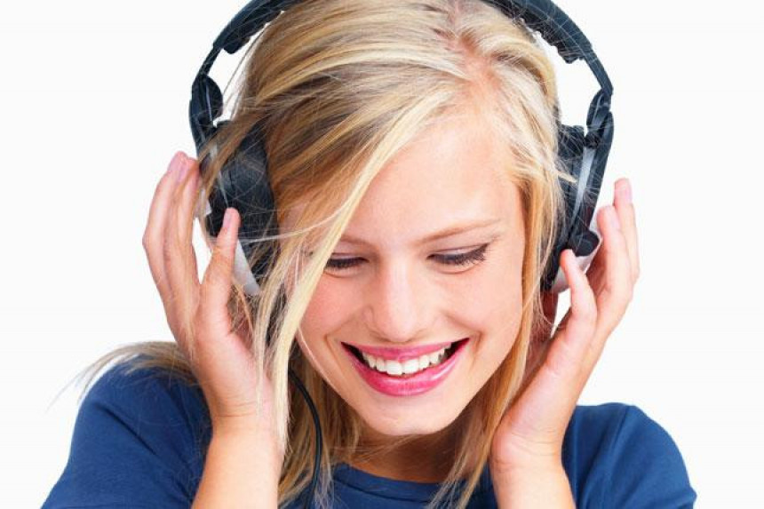 Zbog slušanja glasne muzike oštećen sluh