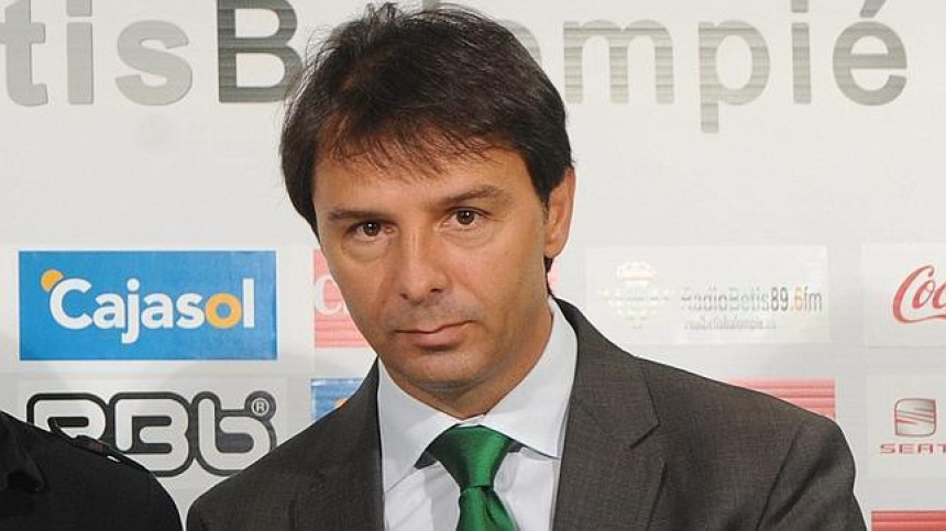 Vladi Stošiću žena nije dala da se vrati u Zvezdu!