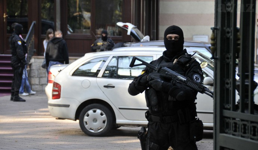 У "Босналијеку", ухапшено пет лица