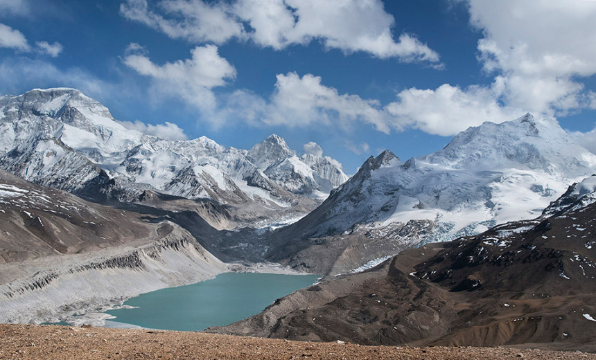 Glečeri Mont Everesta mogli bi da se otope do 2100.