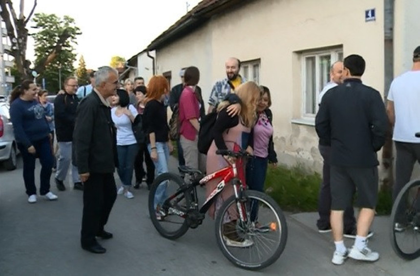 Три године узалудних протеста грађана