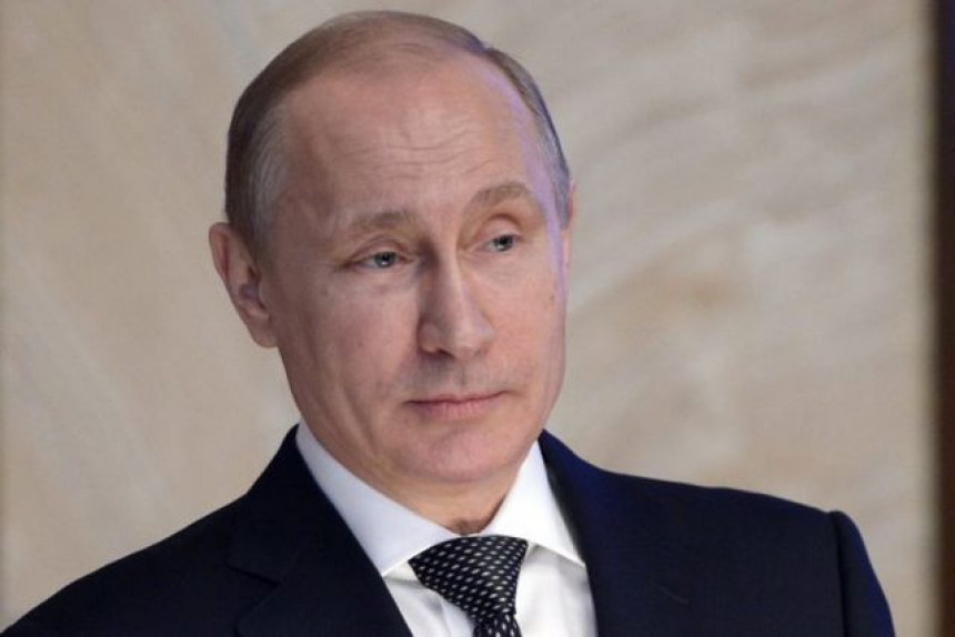 Шпигл: Грешка што Путин није позван на Г7