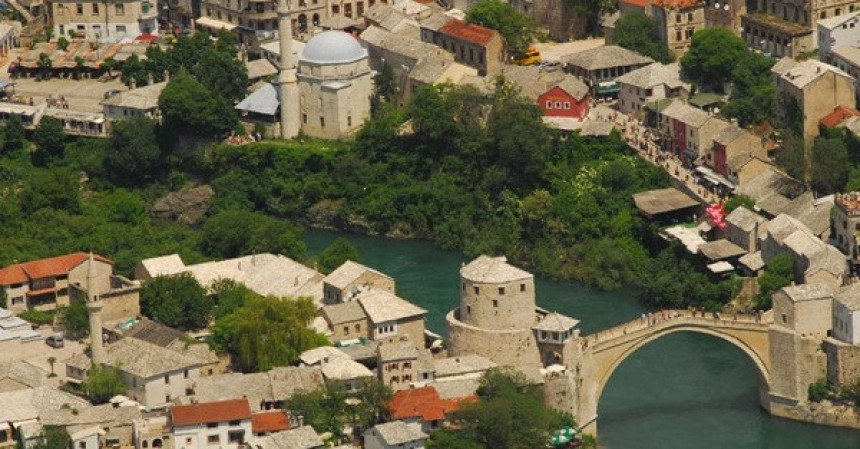 Pucnjava u Mostaru