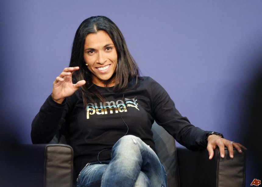 A može li žena na čelo FIFA-e?!