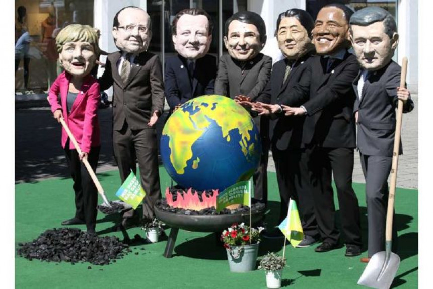 Протести пред почетак самита Г7