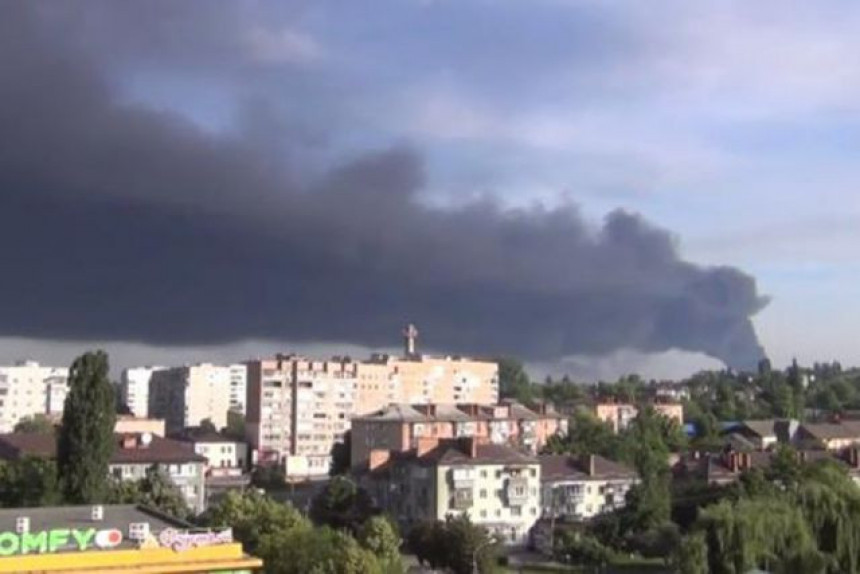Пожар у Украјини угрожава аеродром