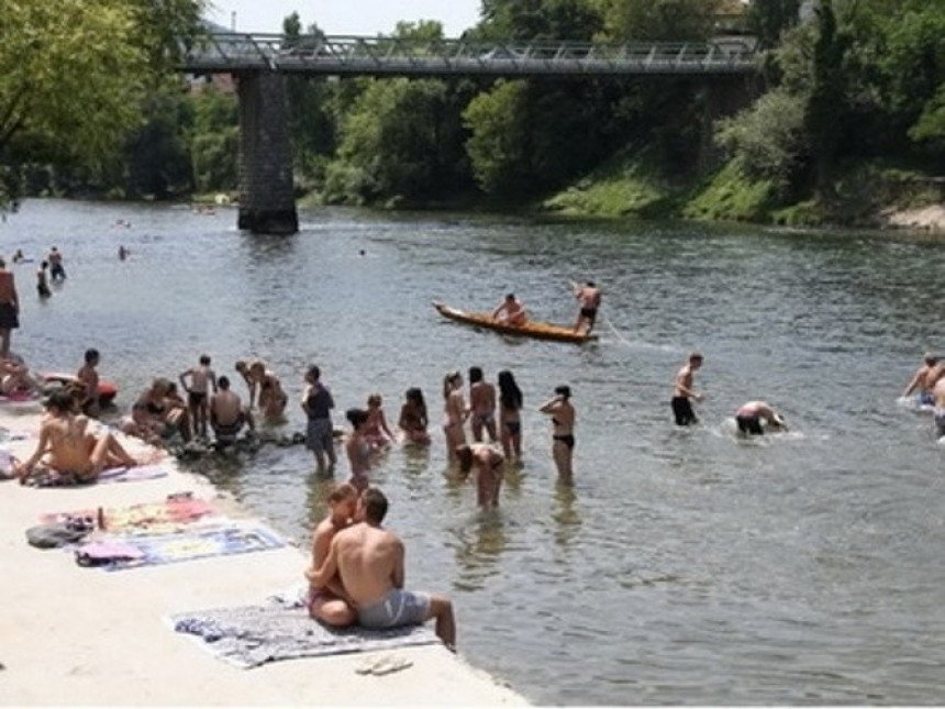 Бањалука: Неиспитана вода на купалиштима