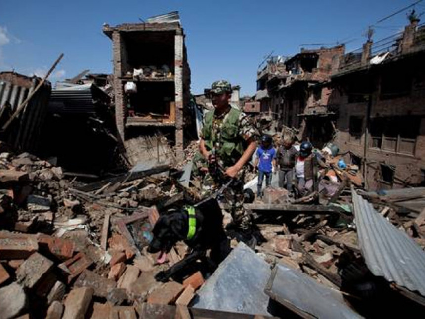 U klizištima "nestalo" šest sela u Nepalu