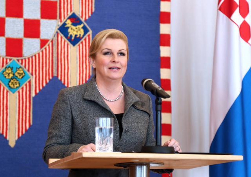 A šta kaže Kolinda na ''svastiku''?! Šuker mnogo ljut!