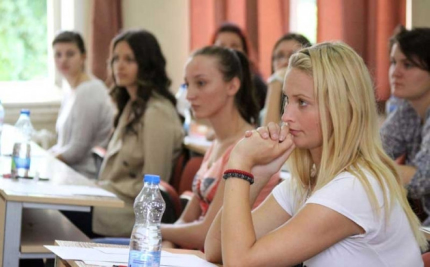 Studenti ostaju bez stipendija iz Srbije