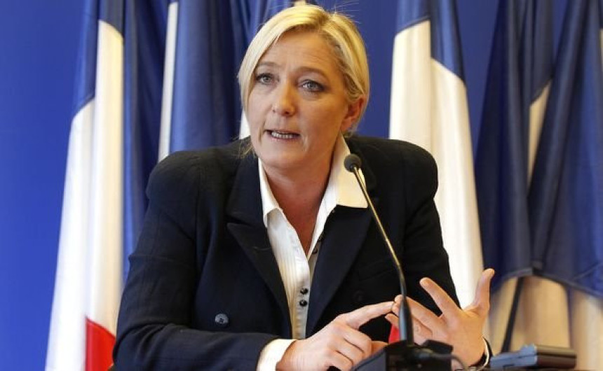 Le Pen za prekid pregovora Srbije i EU