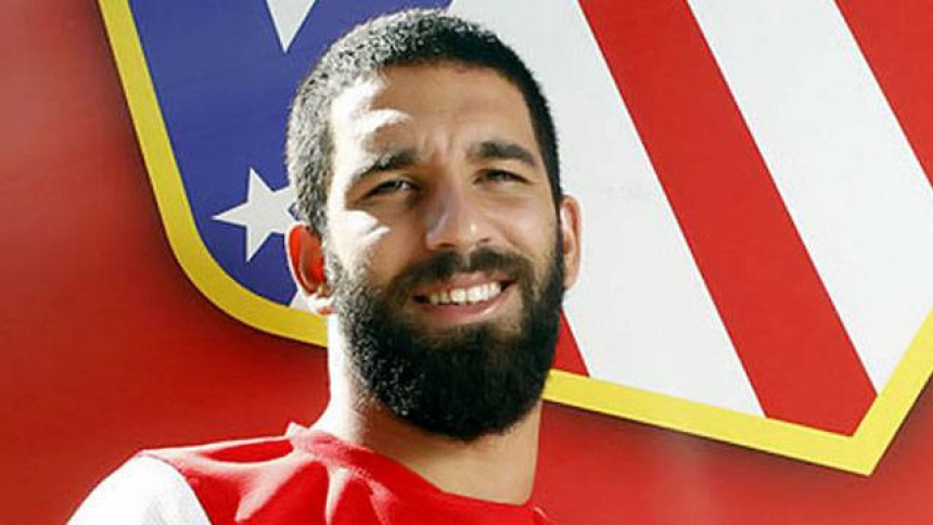 Arda Turan želi u PL!