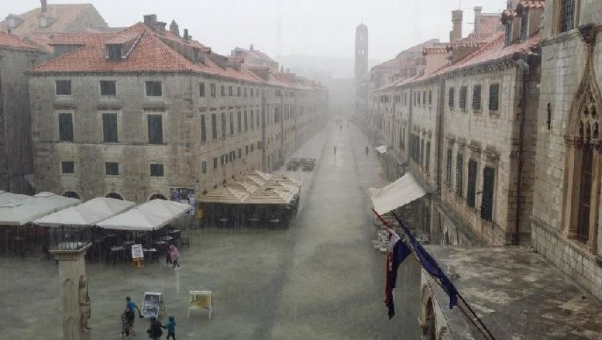 Obilna kiša: Dubrovnik ponovo poplavio