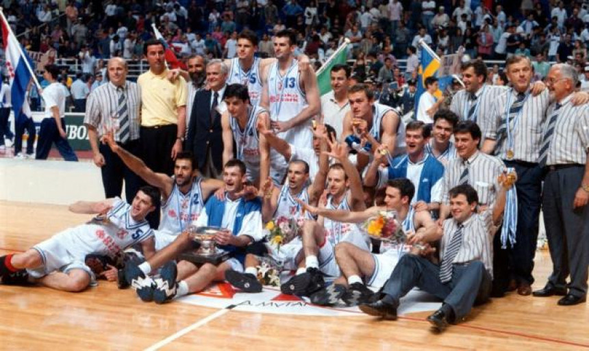 Шампиони из Атине 1995.: Сви на балкон на репризу дочека!