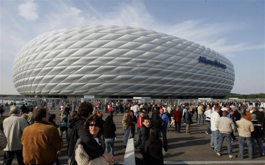 Pešić organizuje spektakl za pamćenje!