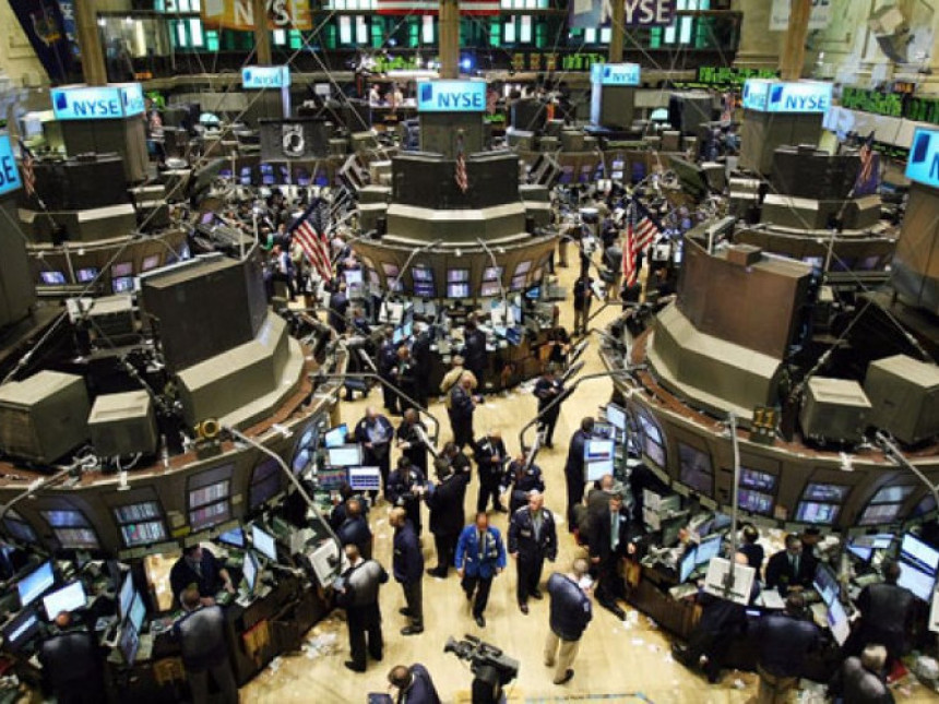 Сајбер напад на САД?: Пала берза у Њујорку
