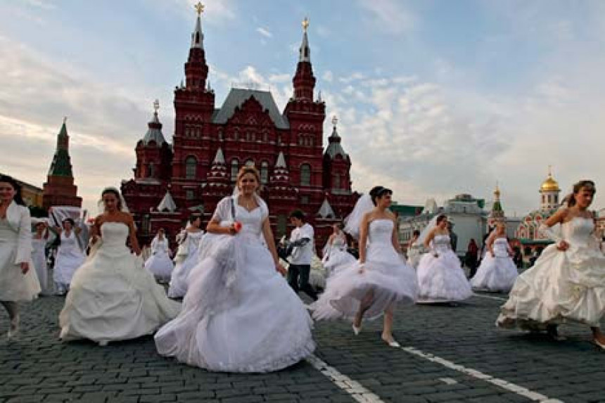 Зашто се странци радо жене Рускињама?