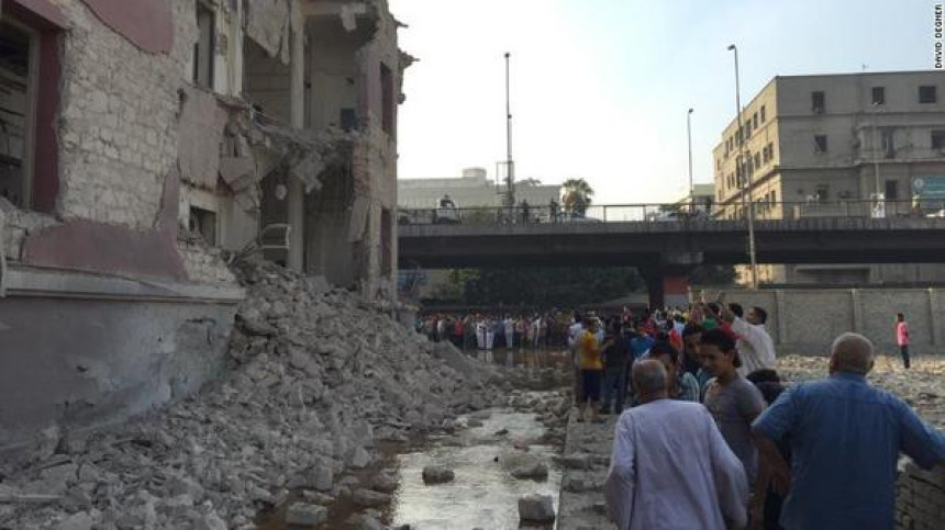ИСИС напао италијански конзулат у Каиру!